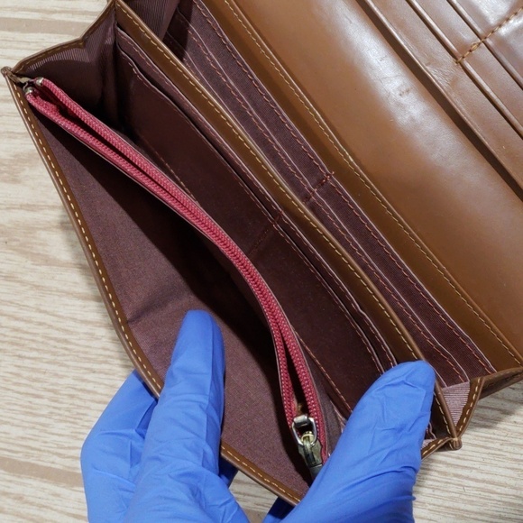 Samantha Thavasa Pink & Brown Leather Wallet - Buckle Accent – Designer Japan - Picture 10 of 16